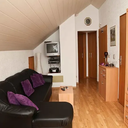 Ferienwohnung Lohr 아파트